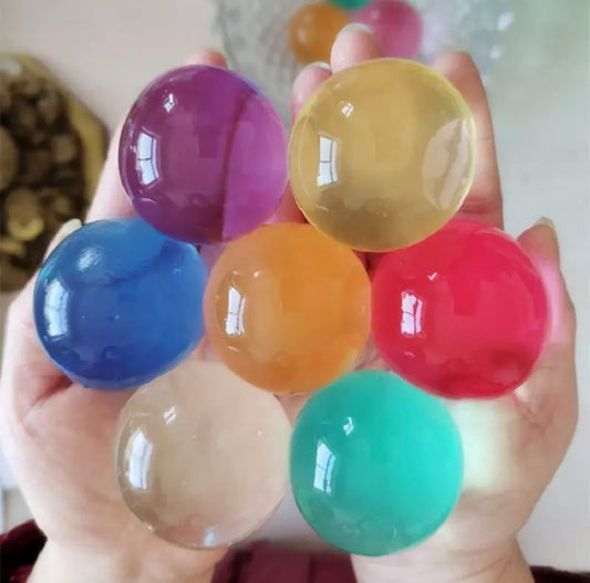 50 JUMBO ORBEEZ WATER BEADS